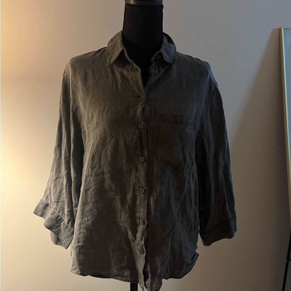 The Leah Shirt in Charcoal